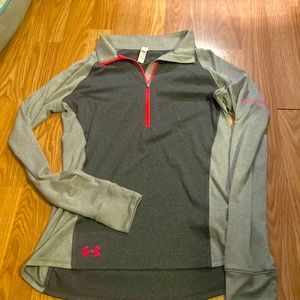 Women’s UA long sleeve top